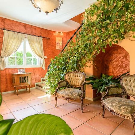Habitaciones En Casa Centrica Con Piscina Almuñécar Екстериор снимка