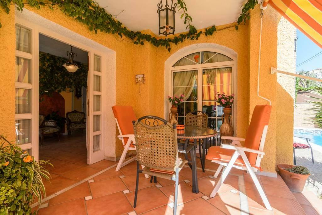 Habitaciones En Casa Centrica Con Piscina Almuñécar Екстериор снимка