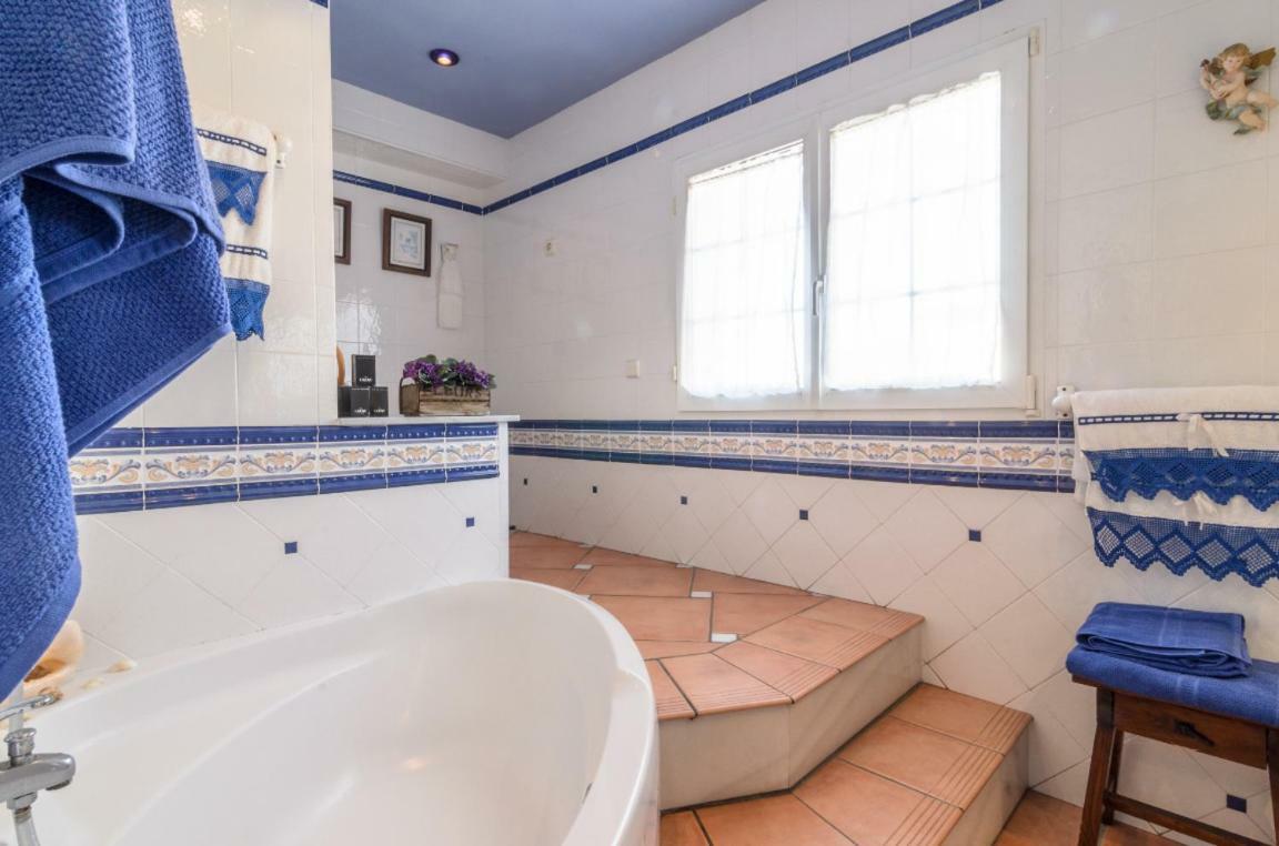 Habitaciones En Casa Centrica Con Piscina Almuñécar Екстериор снимка